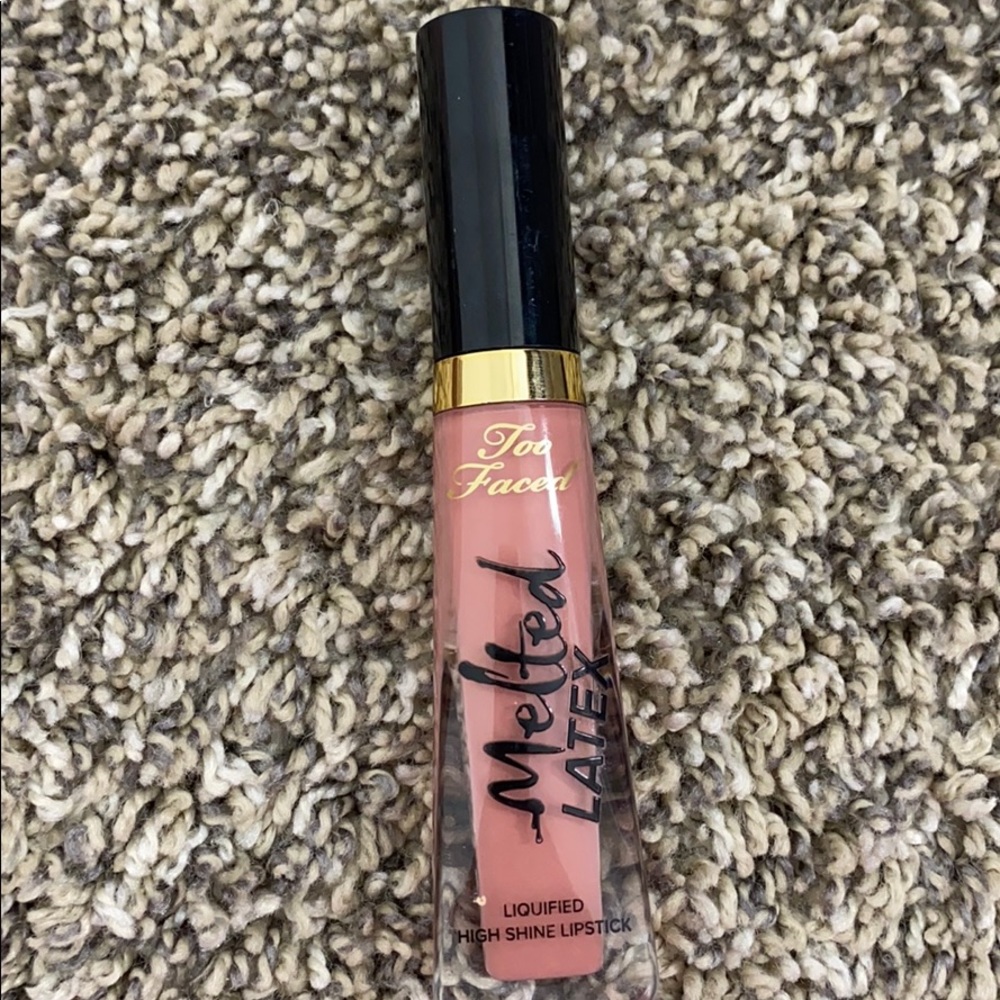 Too faced melted latex liquid lipstick